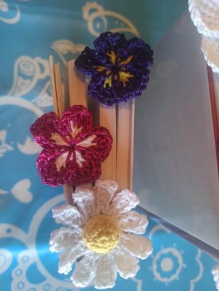 Segnalibri fiori crochet uncinetto