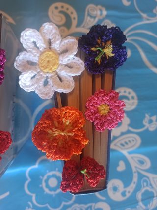 Segnalibri fiori crochet uncinetto