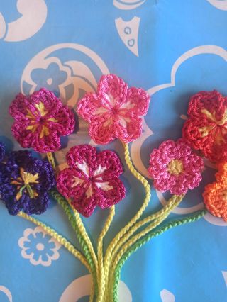 Segnalibri fiori crochet uncinetto