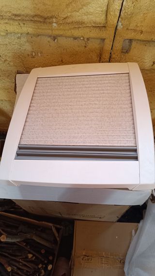 Claraboya con mosquitera y oscurecedor de 40x40 