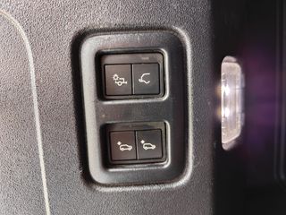 LAND ROVER DEFENDER 2.0 240CV SD4 S 110 4WD 1DUEÑO