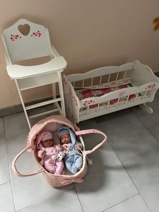 Cuna, trona & portabebés muñecas
