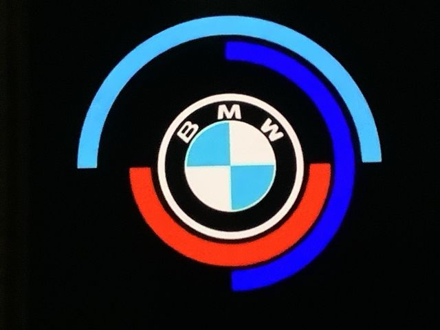 LUZ DE CORTESIA PARA PUERTA DE BMW