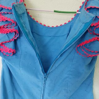 Cuerpo Flamenco Azul y Rojo