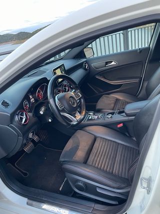 Mercedes-Benz Clase A 45 AMG 4MATIC 2016