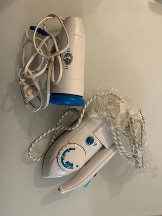 Secador y plancha de viaje Moulinex