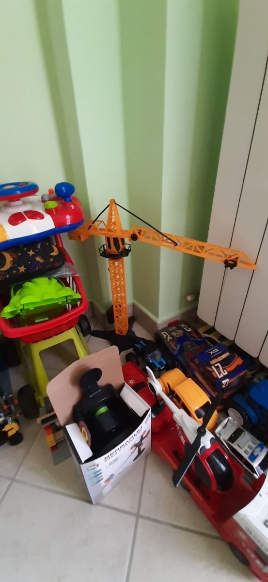 Gru edile giocattolo