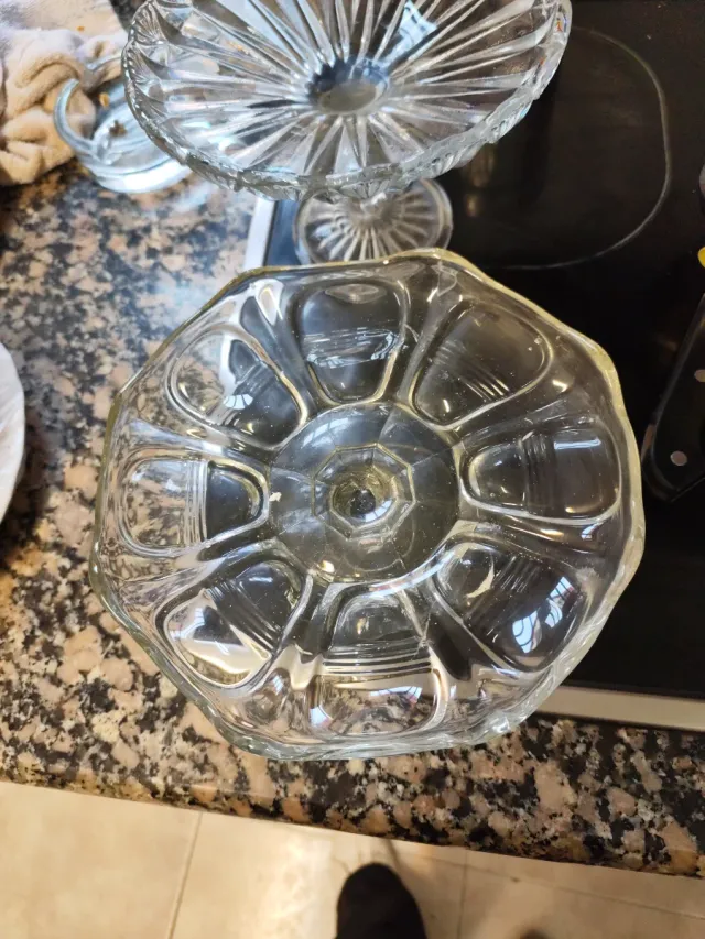 Fruttiera in vetro antico, 2 per 15€