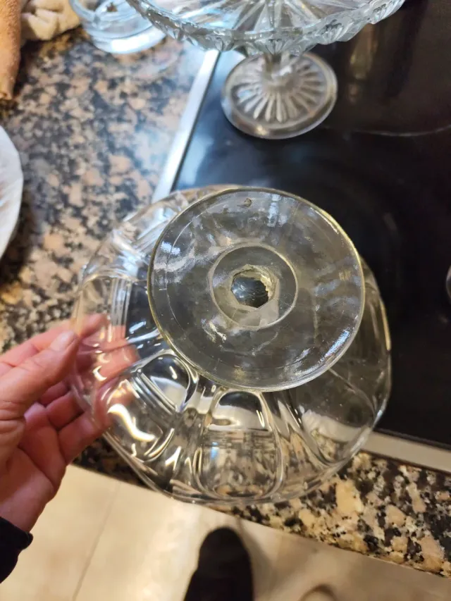 Fruttiera in vetro antico, 2 per 15€