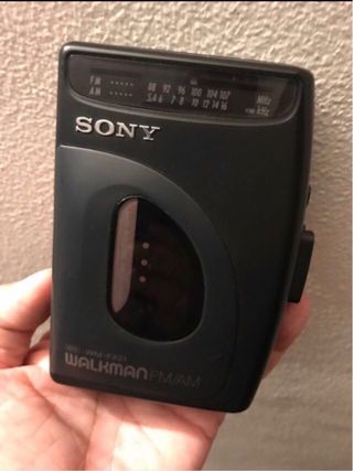 Radio Cassette Sony Walkman FM/AM, RADIO