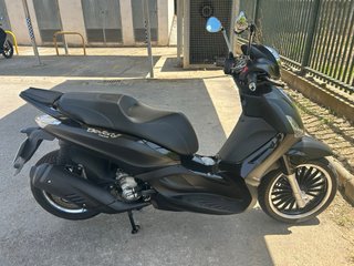 Beverly 300 by Police Abs Asr