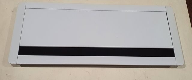 Tapa pasacables para mesa