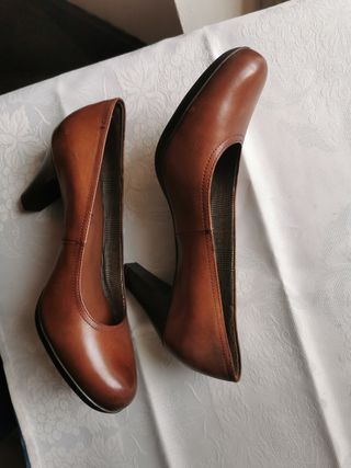 Scarpe N 41 mai usate