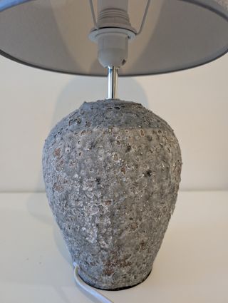 Lámpara cerámica gris