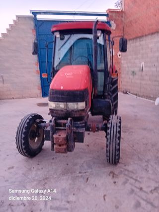 SE VENDE TRACTOR CASE JX 95