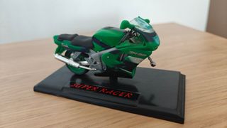 🏍️ Pack 5 maquetas de motos – Estilo y detalle