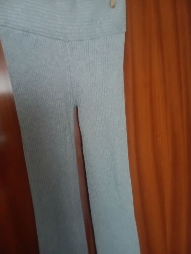 Pantalones Stradivarius Gris - Talla xs