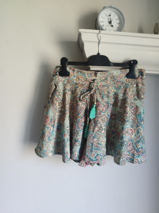 Falda pantalon corta sin estrenar 