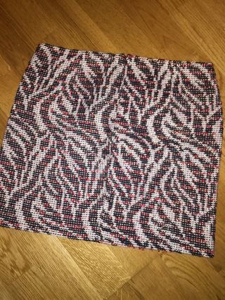 Mini Falda Zara - Negra y Roja - Talla S