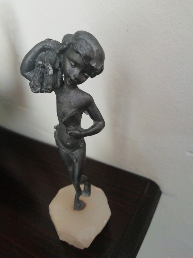 Statua In peltro vintage