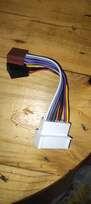 Cable ISO Kia Carnival 2009.