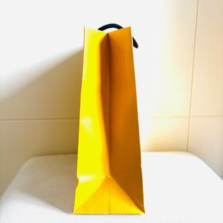 Bolsa Fendi amarilla 26x26x11cm