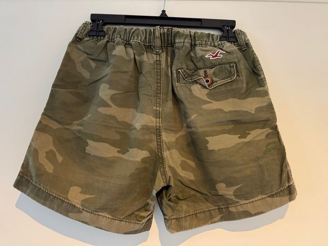 Pantaloncini mimetici Hollister – Taglia XS uomo