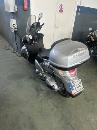 APRILIA SCARABEO 500 - Scooter