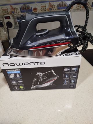 Plancha Rowenta Pro Master Negra