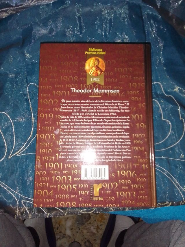 Biblioteca premios novel 