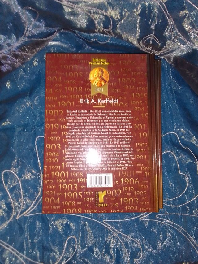 Biblioteca premios novel 