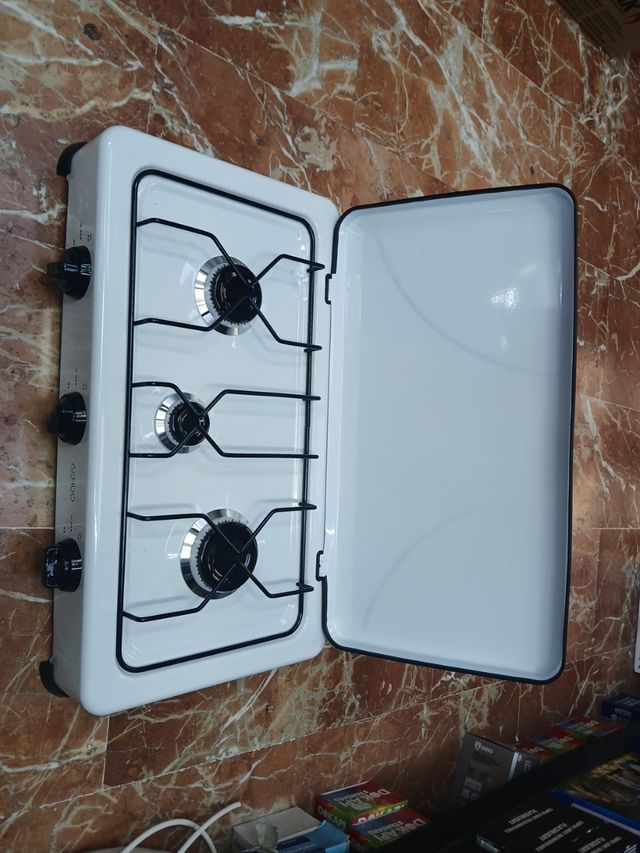 Cocina de gas portátil 3 fuegos