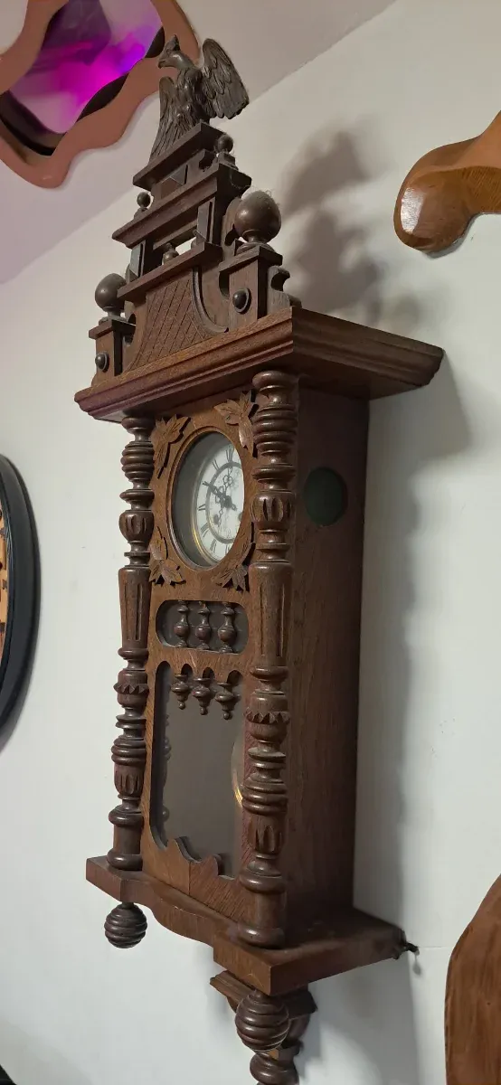 Reloj antiguo de pared