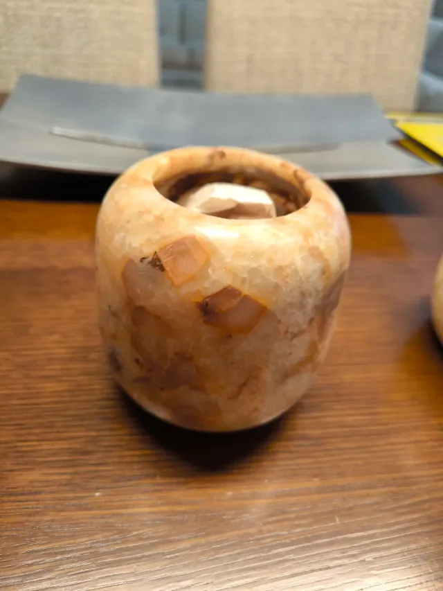 Lámpara de alabastro mesita 