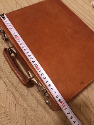 Maletita vintage piel marrón 30x24x8