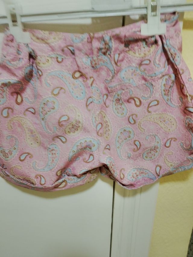 Pantalón corto de niña