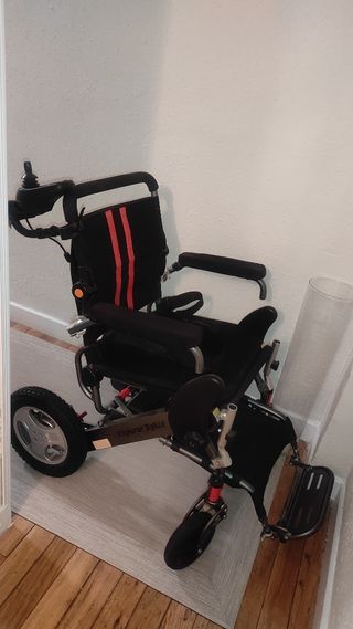 Silla de ruedas eléctrica Apex plegable