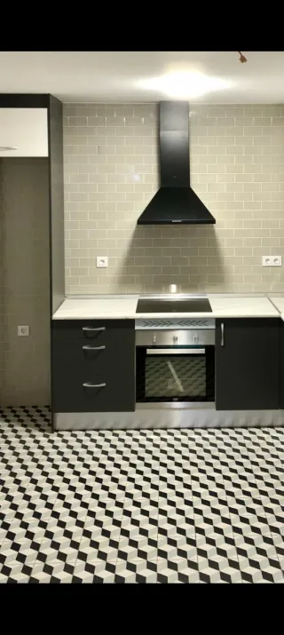 Azulejo tipo metro 7,5x15 gris brillo