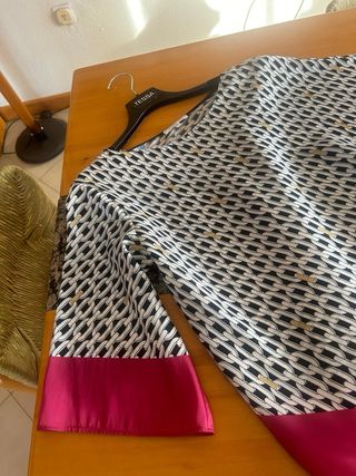 Blusa foulard con msnica Patrizia Pepe 44