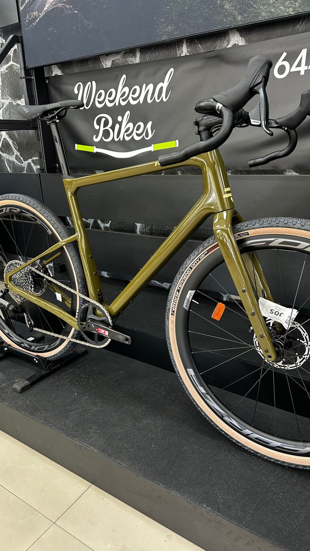 BICICLETA DE GRAVEL RIDLEY KANZO ADVENTURE