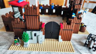 LEGO 6769 – Fort Legoredo (100% Completo)