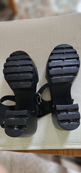 Sandalias