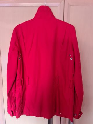Chaqueta Zara roja mujer