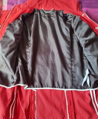 Chaqueta Zara roja mujer