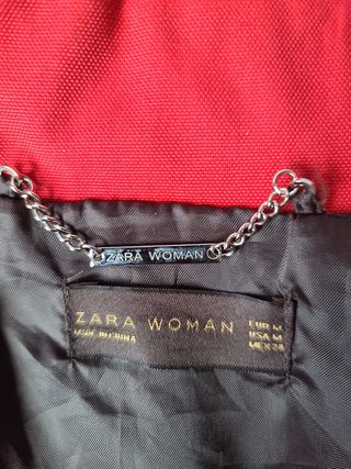 Chaqueta Zara roja mujer