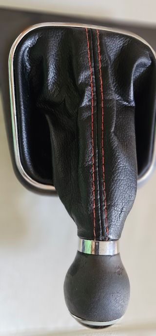 pomo de 5 marchas del golf mk5 2008