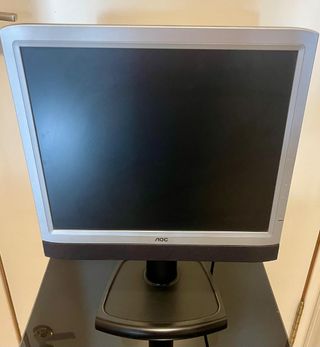Monitor AOC