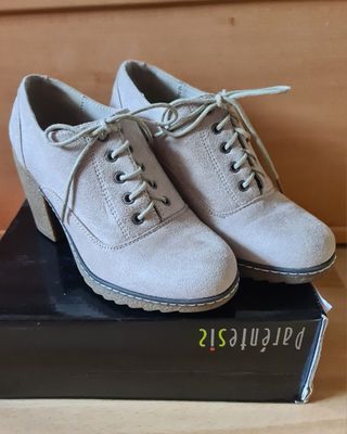 Zapatos ante gris claro - tacón