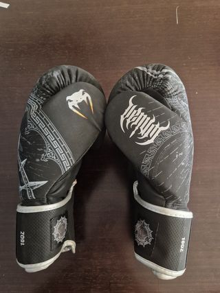 Guantes de boxeo de venum, 16 onzas