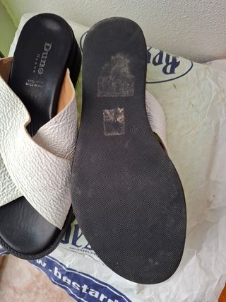 Sandalias planas Dune blancas